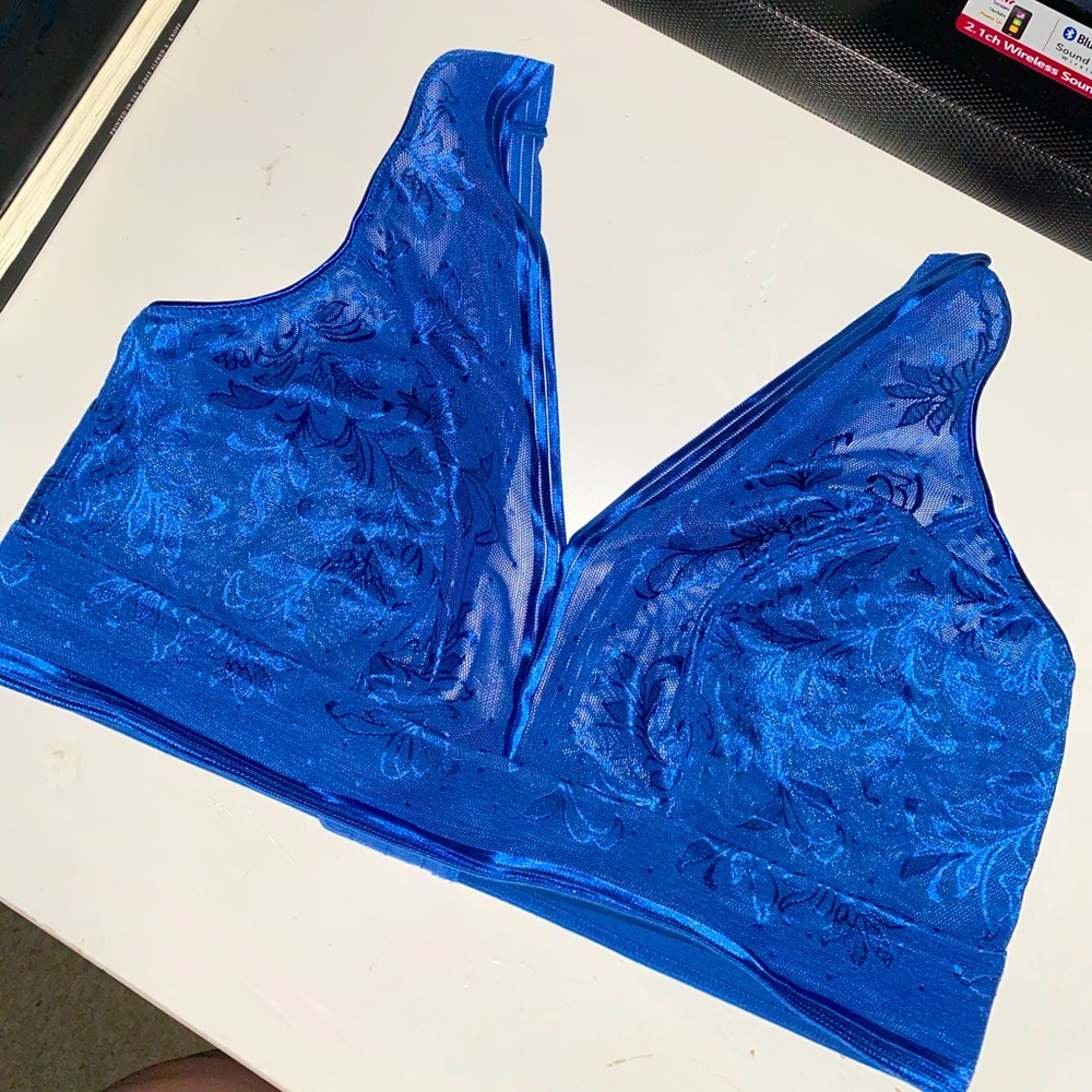 Wacoal Supportive Cute Blue Lace Bra